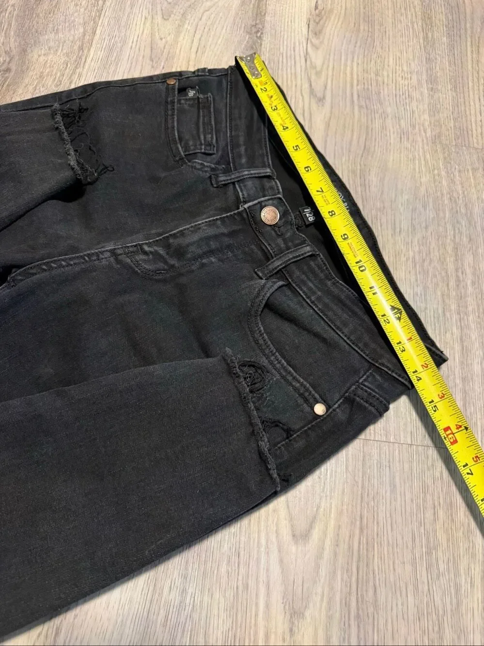 Judy Blue Jeans Womens Size 7/28 Black Distressed Leopard Raw Hem Skinny Stretch